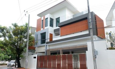 For sale 6 bedrooms house in Bang Phli, Samut Prakan