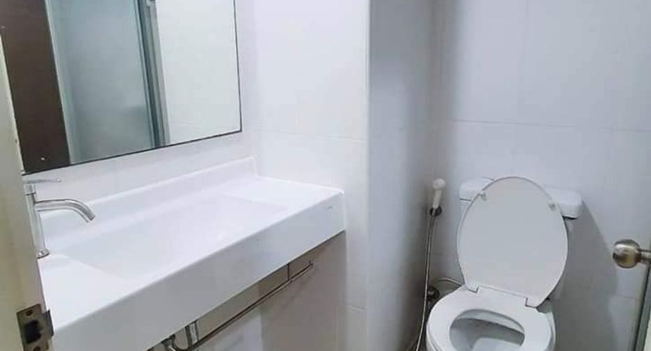 For rent 1 bed condo in Huai Khwang, Bangkok
