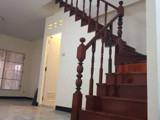 Reihenhaus zum Kauf mit 3 Zimmer in Khlong Sam Wa, Bangkok