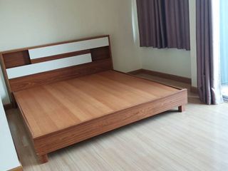 Casa adosada en venta de 3 habitaciones en Thung Khru, Bangkok