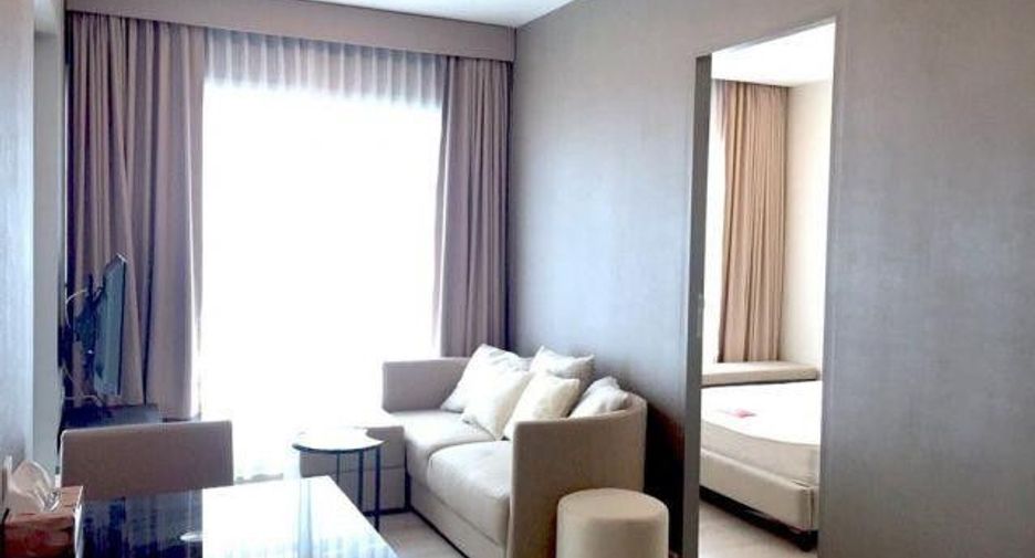 For sale 2 bedrooms condo in Huai Khwang, Bangkok