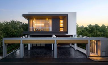 For sale 3 bedrooms house in Taling Chan, Bangkok
