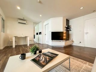 For rent 1 bed condo in Phra Khanong, Bangkok