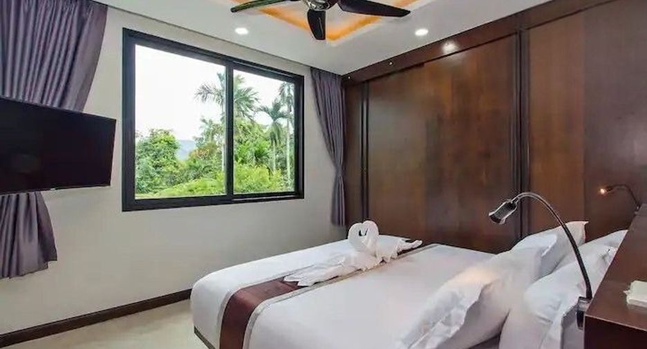 For rent 3 bedrooms apartment in Mueang Phuket, Phuket