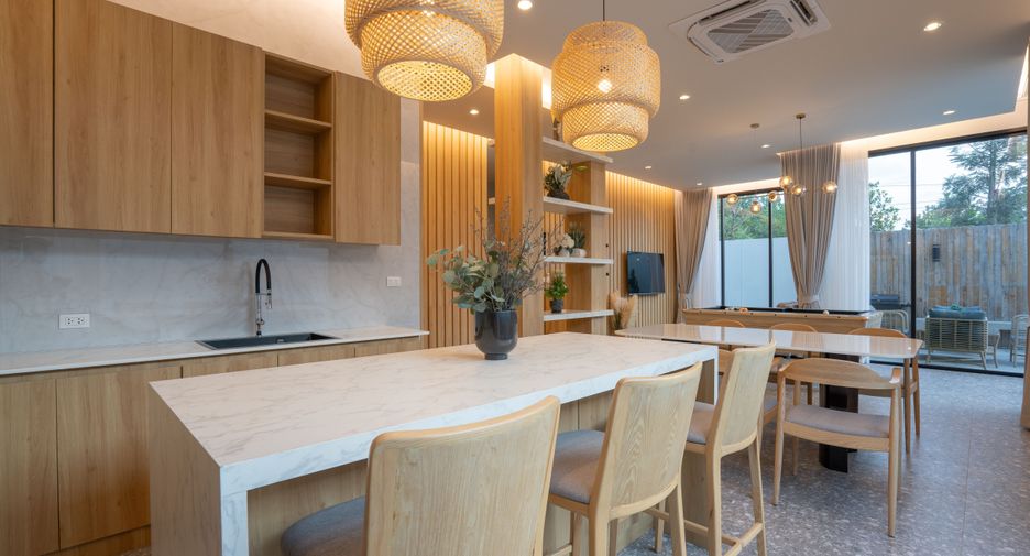 For sale and for rent 3 bedrooms villa in Thalang, Phuket