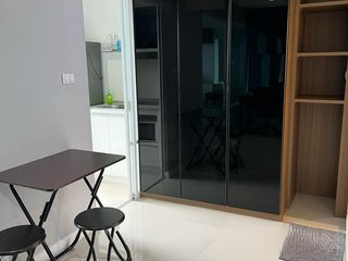 Condo en alquiler de 1 habitaciones en Huai Khwang, Bangkok