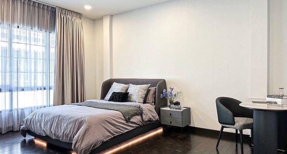 À louer 5 chambres maison à Bang Phli, Samut Prakan