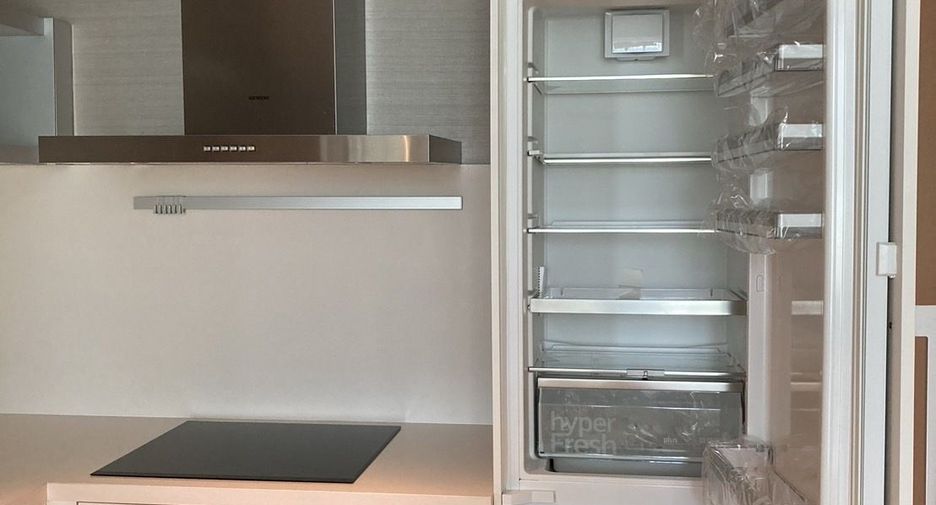For rent 1 bed condo in Pathum Wan, Bangkok
