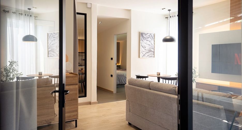 For rent 3 ベッドルーム house in Huai Khwang, Bangkok