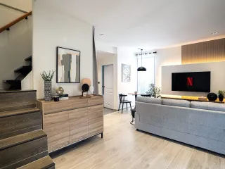 For rent 3 bedrooms house in Huai Khwang, Bangkok