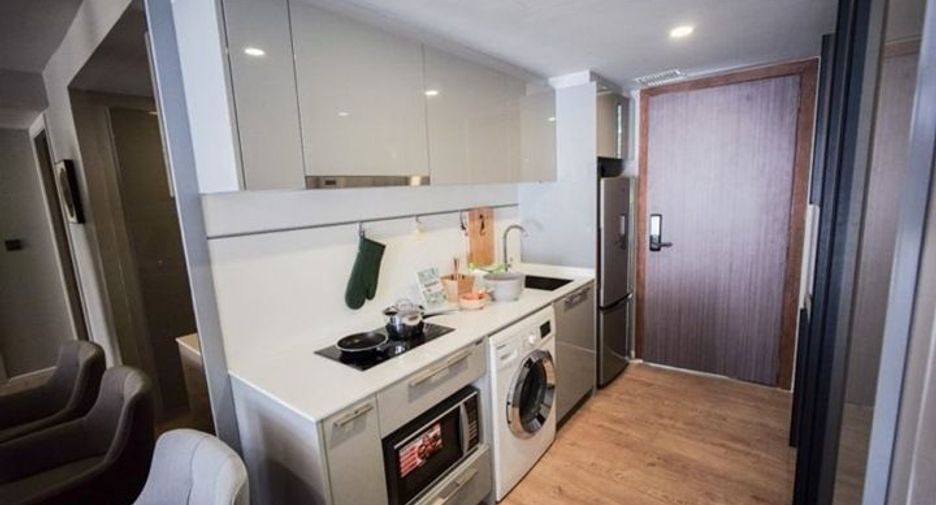 For sale 1 bed condo in Phaya Thai, Bangkok