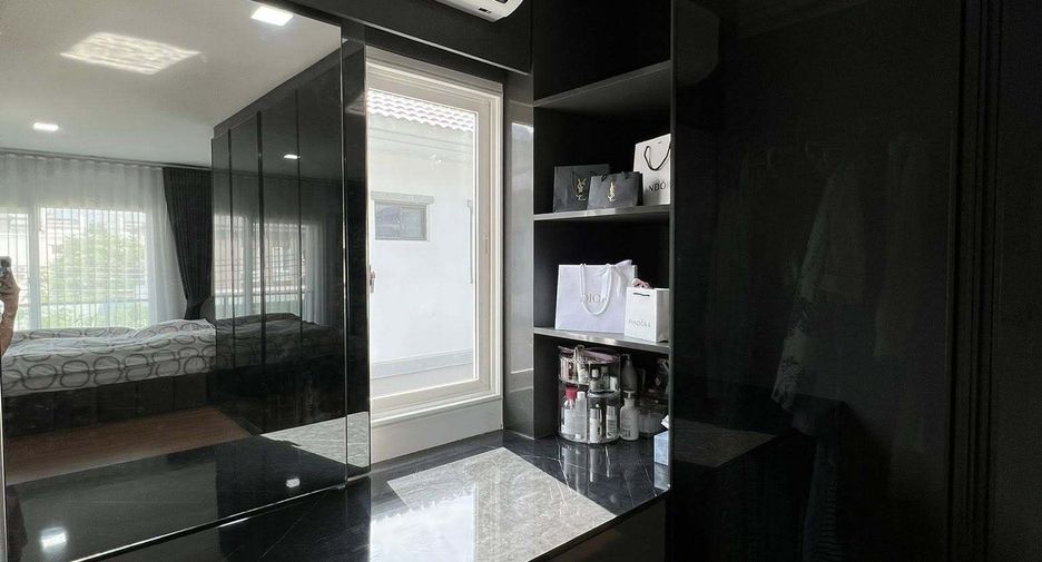 Casa en venta de 3 habitaciones en Bang Phli, Samut Prakan
