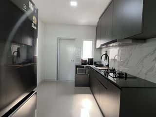 À vendre 3 chambres maison à Bang Phli, Samut Prakan