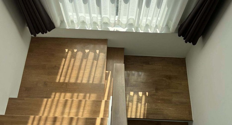 Casa en venta de 3 habitaciones en Bang Phli, Samut Prakan