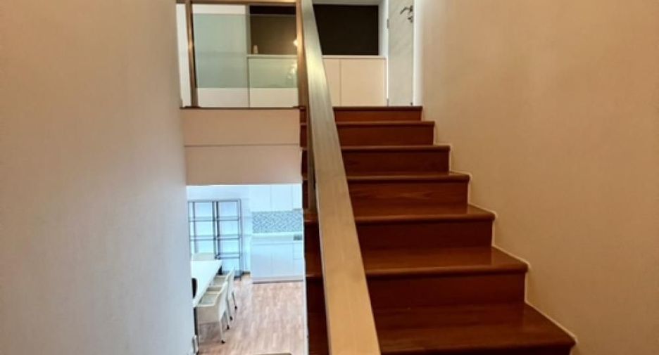 Condo en alquiler de 2 habitaciones en Bang Na, Bangkok