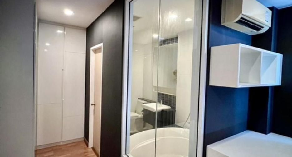Condo en alquiler de 2 habitaciones en Bang Na, Bangkok