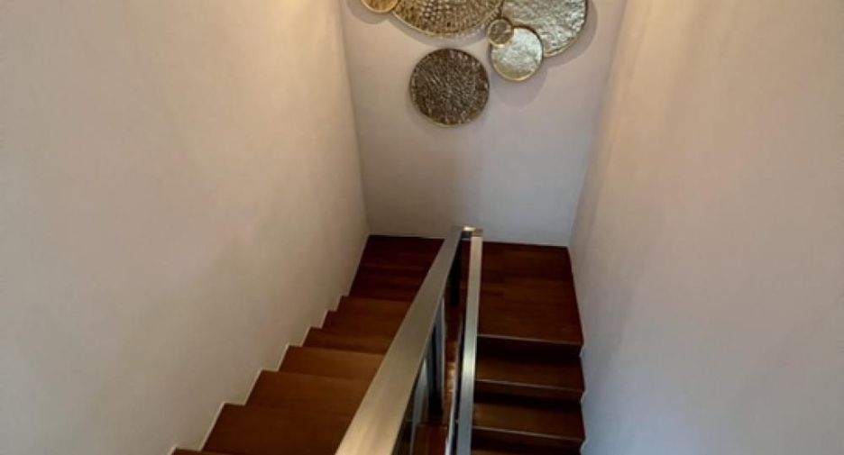 Condo en alquiler de 2 habitaciones en Bang Na, Bangkok