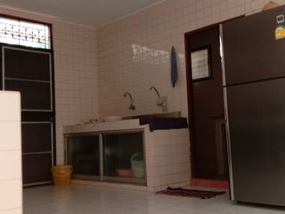 À vendre 6 chambres maison à Mueang Samut Prakan, Samut Prakan