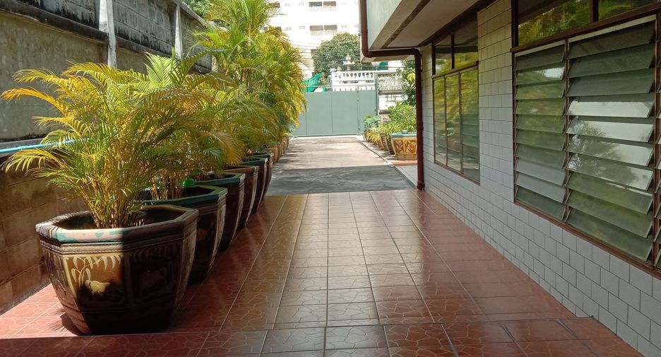 À vendre 6 chambres maison à Mueang Samut Prakan, Samut Prakan