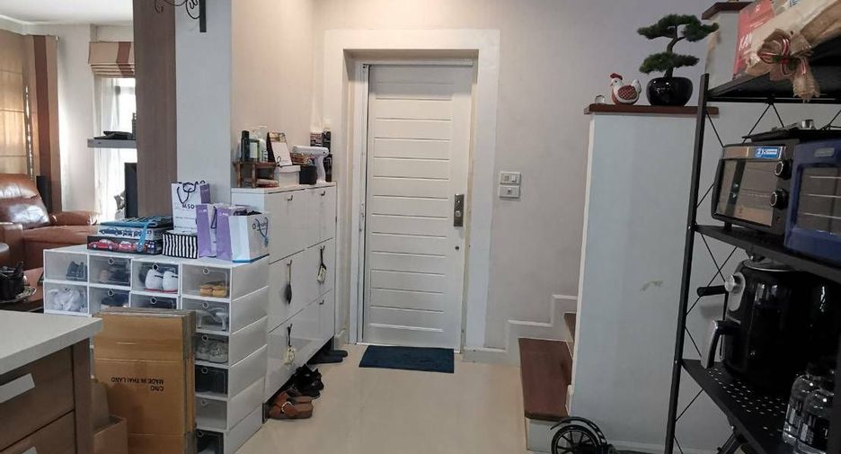 For sale 3 bedrooms house in Bang Phli, Samut Prakan