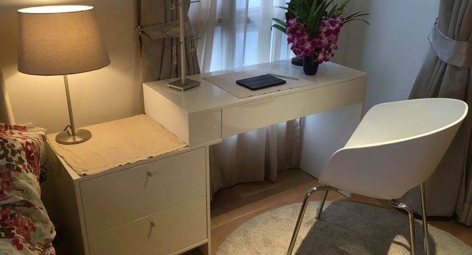 Condo en venta y en alquiler de 3 habitaciones en Watthana, Bangkok