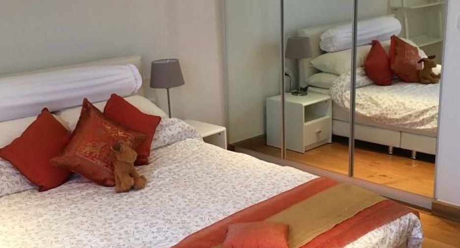 Condo en venta y en alquiler de 3 habitaciones en Watthana, Bangkok