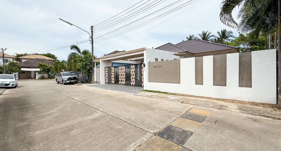For sale 3 bedrooms house in Thalang, Phuket