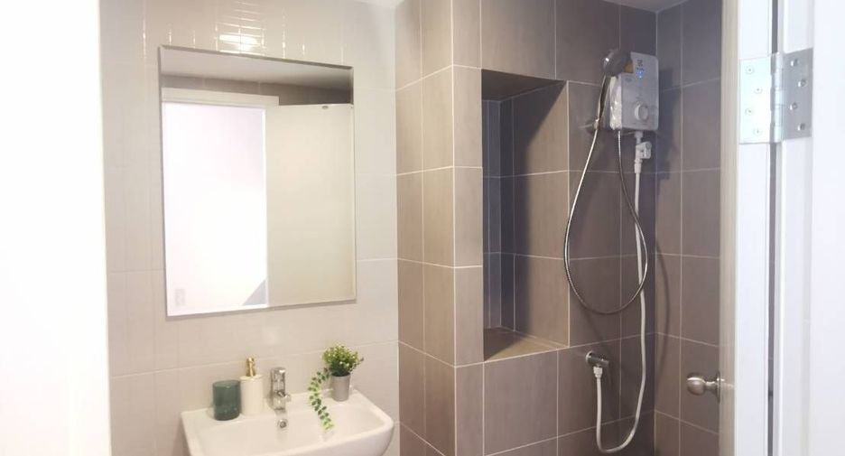 For rent 2 bedrooms condo in Mueang Samut Prakan, Samut Prakan