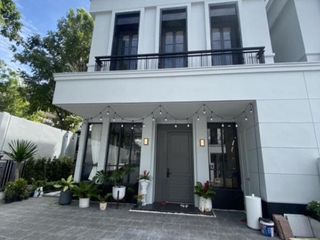 For rent 3 bedrooms townhouse in Khan Na Yao, Bangkok