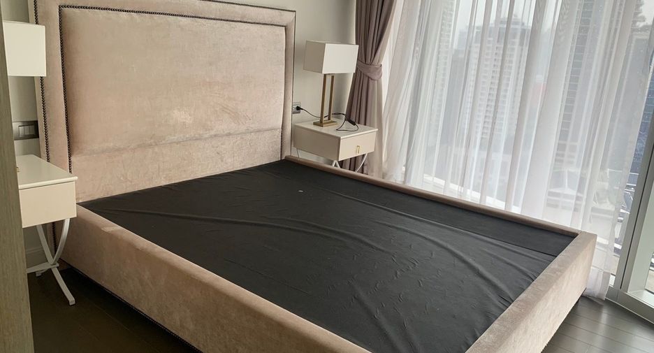 Wohnung zur Miete mit 2 Zimmer in Pathum Wan, Bangkok