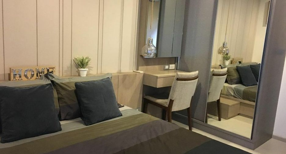 For sale 1 bed condo in Khlong Toei, Bangkok