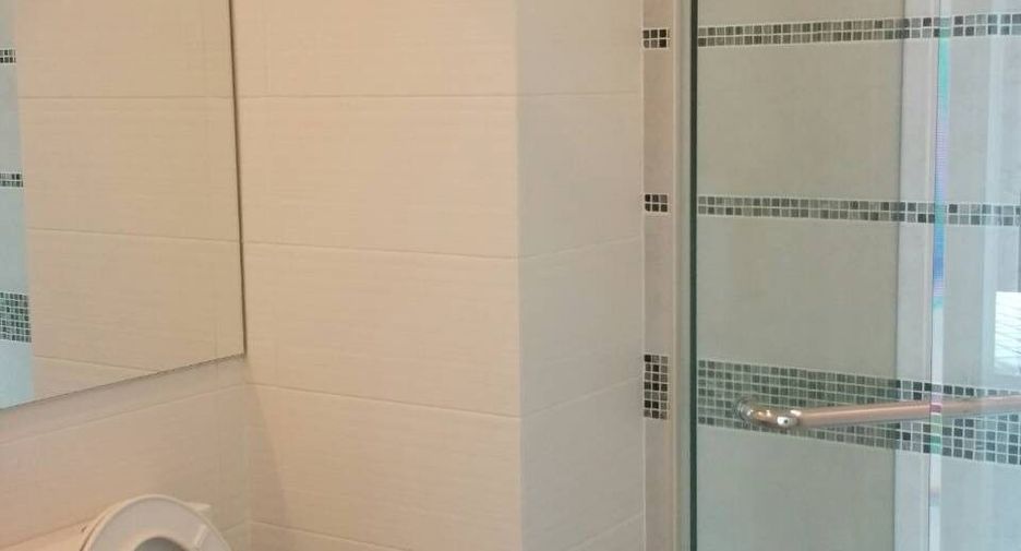 For sale and for rent 1 bed condo in Sathon, Bangkok