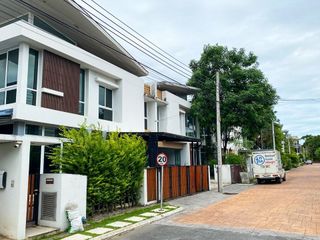 For sale 3 bedrooms house in Don Mueang, Bangkok