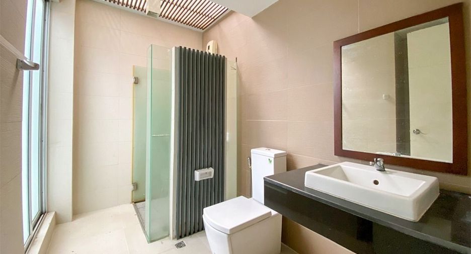 For sale 3 bedrooms house in Don Mueang, Bangkok