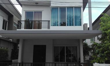À vendre 3 chambres maison à Bang Khun Thian, Bangkok