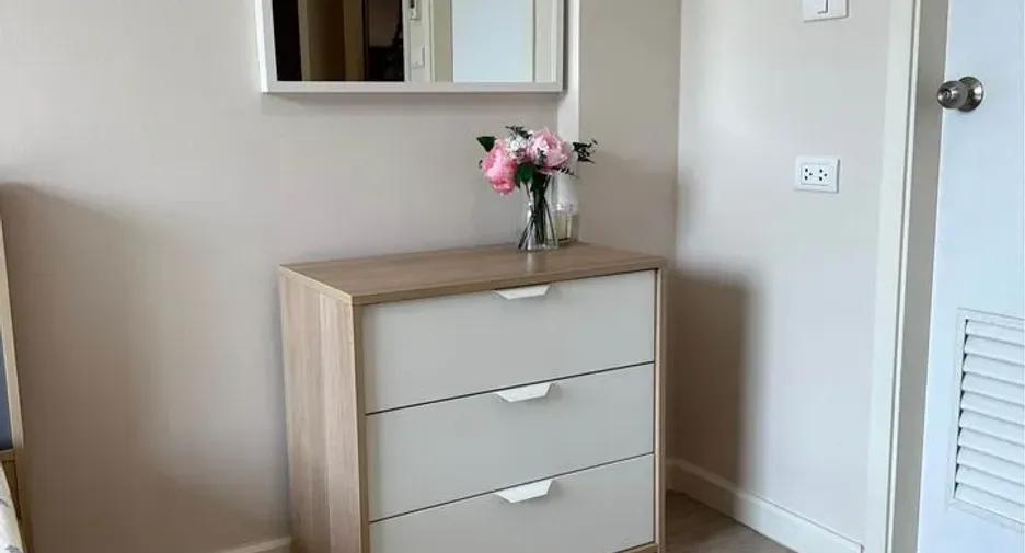 For rent 1 bed condo in Khlong Toei, Bangkok