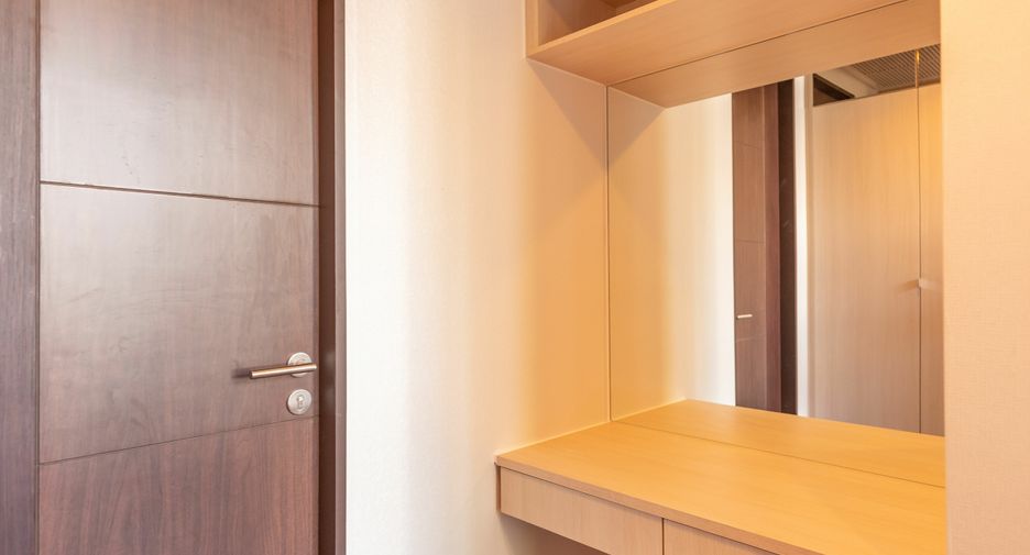 Wohnung zur Miete mit 1 Zimmer in Pathum Wan, Bangkok