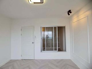 For sale 2 bedrooms condo in Mueang Samut Prakan, Samut Prakan