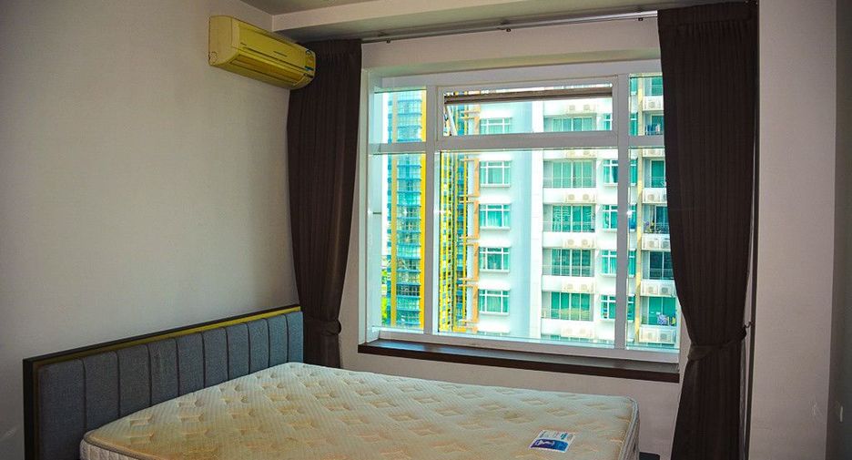 For sale 2 bedrooms condo in Watthana, Bangkok