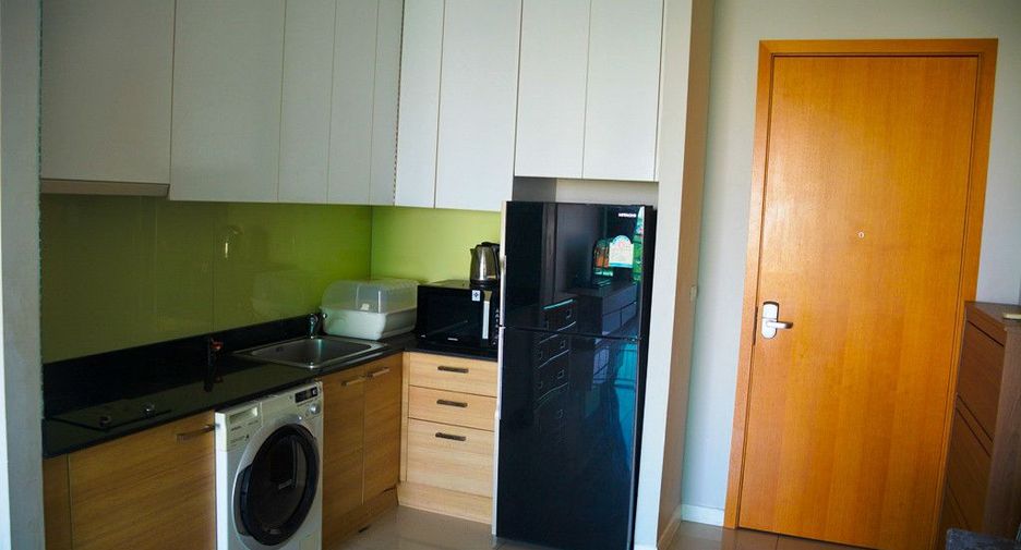 For sale 2 bedrooms condo in Watthana, Bangkok