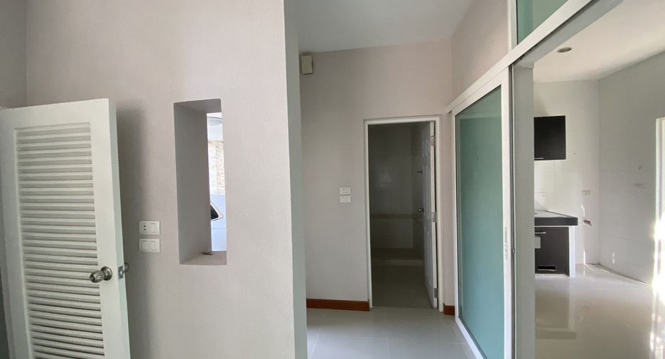Casa en venta de 3 habitaciones en Chom Thong, Bangkok