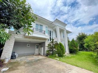 For sale 3 bedrooms house in Chom Thong, Bangkok