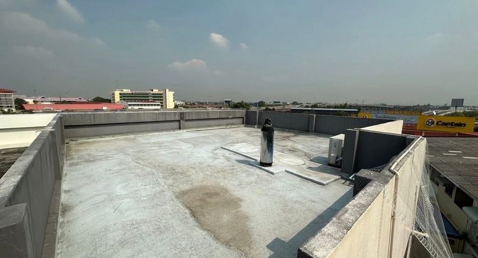 For sale 2 bedrooms retail Space in Sai Mai, Bangkok