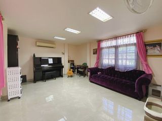出售 4 卧室 独立屋 在 Wang Thong Lang, 曼谷