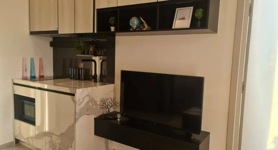For rent 1 bed condo in Phra Khanong, Bangkok
