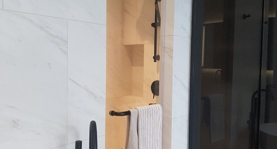 Wohnung zum Kauf und zur Miete mit 1 Zimmer in Sathon, Bangkok