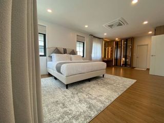 ให้เช่า 5 ห้องนอน บ้านเดี่ยว ใน บางพลี, สมุทรปราการ