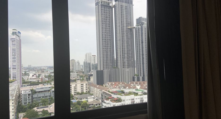 出租 3 卧室 公寓 在 Watthana, 曼谷