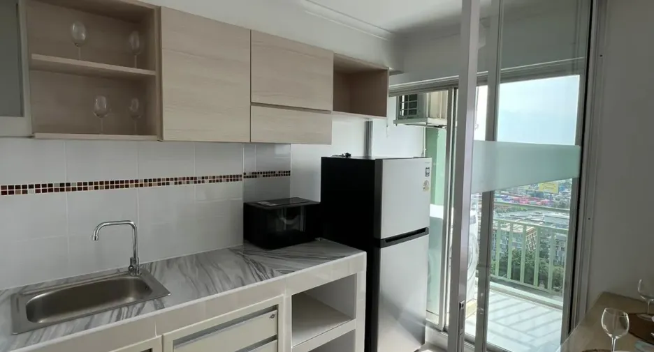 Wohnung zum Kauf und zur Miete mit 1 Zimmer in Khlong Toei, Bangkok