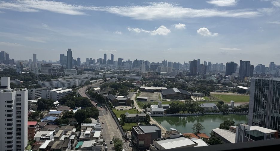 For sale and for rent 2 bedrooms condo in Phaya Thai, Bangkok